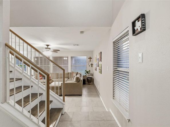 2067 Buckley LN, Round Rock TX 78664