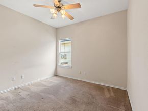 8810 Meridian Oak LN, Austin TX 78744