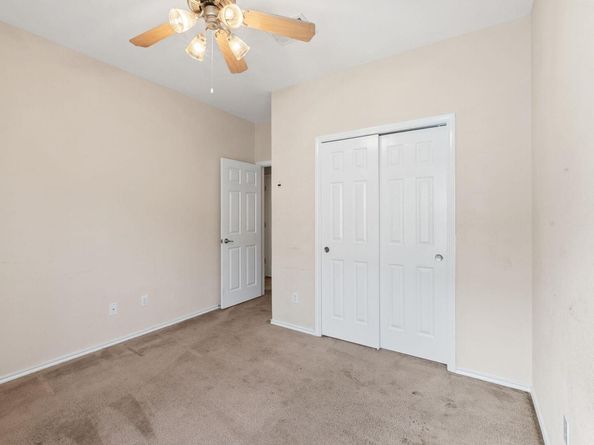 8810 Meridian Oak LN, Austin TX 78744