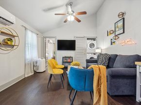 1139 1/2 Poquito ST 3, Austin TX 78702