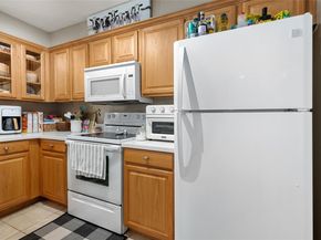 6900 E Riverside DR 12, Austin TX 78741