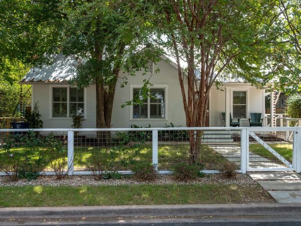 2103 Oxford Ave, Austin TX 78704