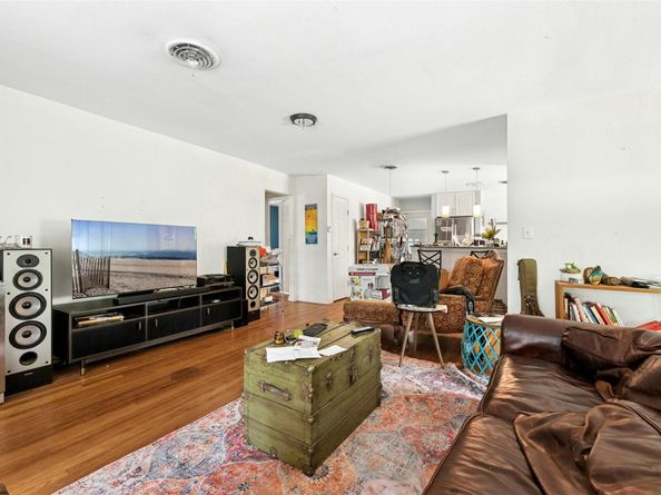 4308 Red River ST, Austin TX 78751