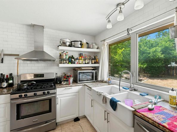4308 Red River ST, Austin TX 78751