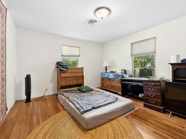 4308 Red River ST, Austin TX 78751
