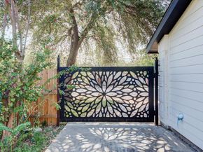 6300 Merriwood DR, Austin TX 78745