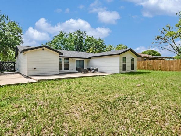 6300 Merriwood DR, Austin TX 78745