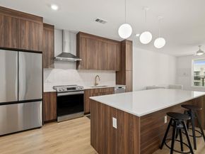 1701 Simond Ave 612, Austin TX 78723
