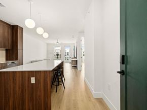 1701 Simond Ave 612, Austin TX 78723