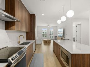 1701 Simond Ave 612, Austin TX 78723