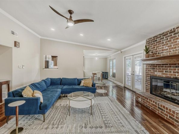 8303 Loralinda DR, Austin TX 78753