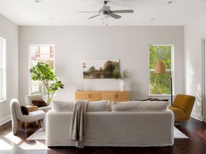 4907 Mendoza DR, Austin TX 78721