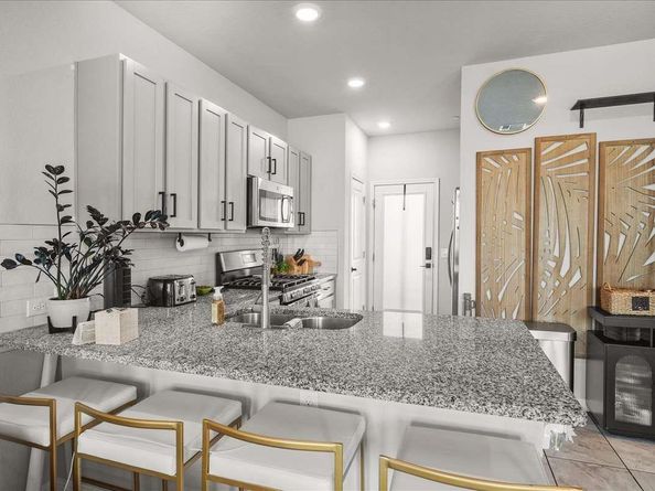 9015 Cattle Baron PATH 1203, Austin TX 78747