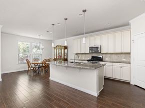 9406 Privet DR 25, Austin TX 78748