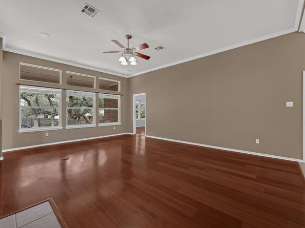 202 Muscovy LN, Cedar Park TX 78613