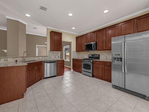 202 Muscovy LN, Cedar Park TX 78613