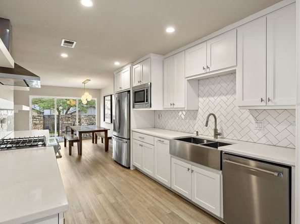 8910 Mount Bartlett DR, Austin TX 78759