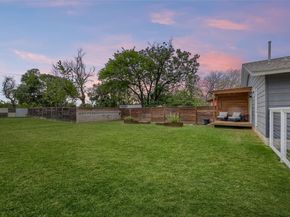 5707 Tracy Lynn LN A, Austin TX 78721