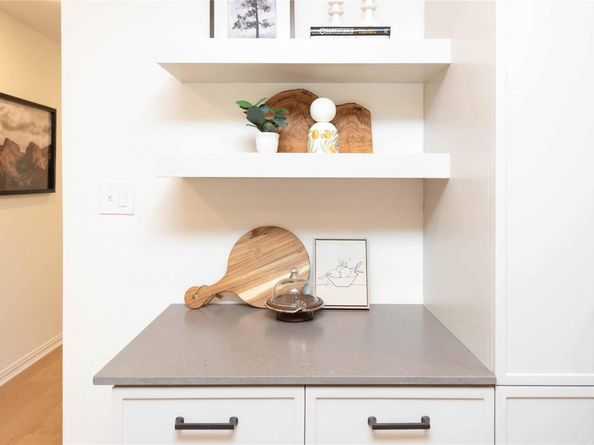 8101 Parkdale DR, Austin TX 78757