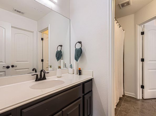 4349 Green Tree DR, Round Rock TX 78665