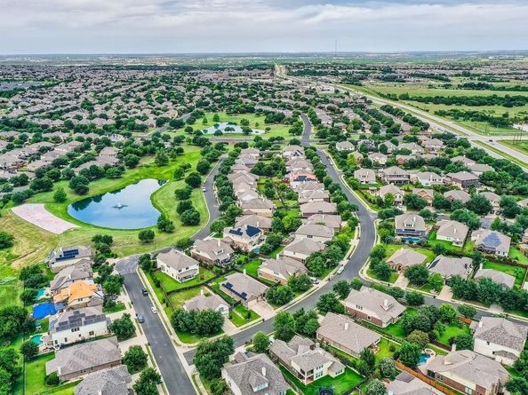 4349 Green Tree DR, Round Rock TX 78665