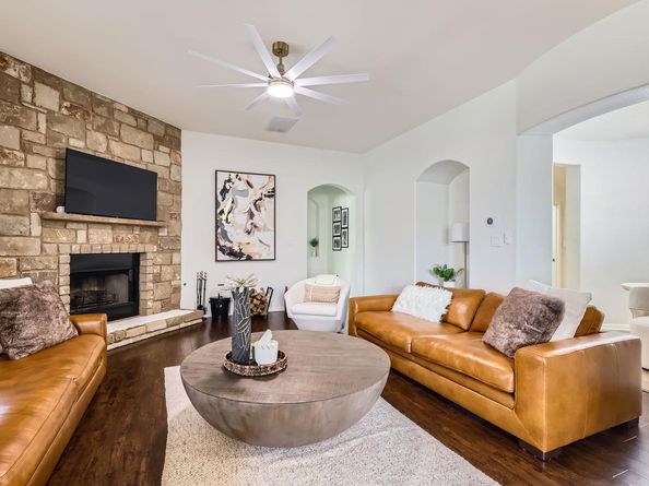 4349 Green Tree DR, Round Rock TX 78665