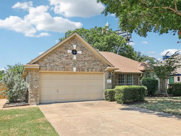 303 N Kings Canyon DR, Cedar Park TX 78613