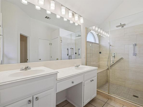 303 N Kings Canyon DR, Cedar Park TX 78613