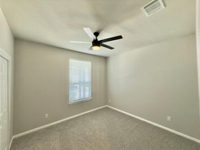 316 E Broade ST, Leander TX 78641