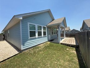 316 E Broade ST, Leander TX 78641