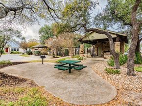 13604 Caldwell DR 19, Austin TX 78750