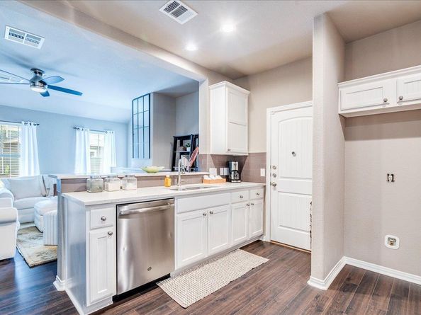 13604 Caldwell DR 19, Austin TX 78750