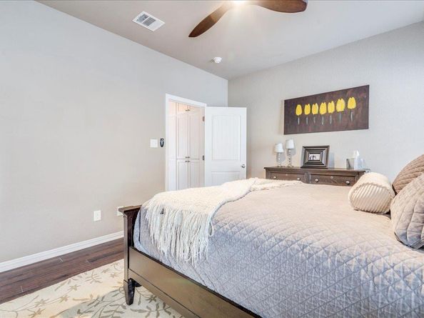 13604 Caldwell DR 19, Austin TX 78750