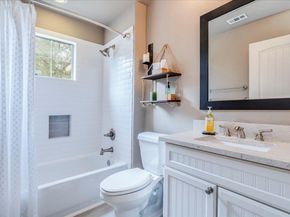 13604 Caldwell DR 19, Austin TX 78750