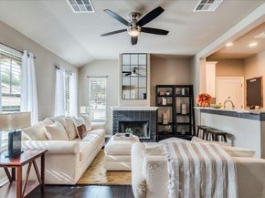 13604 Caldwell DR 19, Austin TX 78750