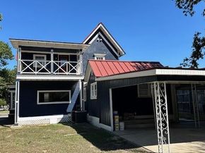 214 W University Ave, Georgetown TX 78626