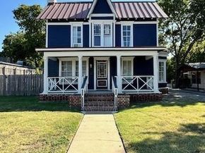 214 W University Ave, Georgetown TX 78626