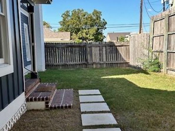 214 W University Ave, Georgetown TX 78626