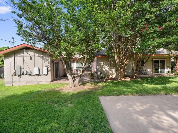 13215 Woodthorpe ST, Austin TX 78729