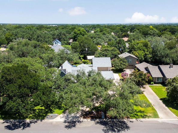 2911 Gabriel View DR, Georgetown TX 78628