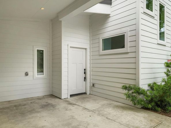 4805 Sara DR, Austin TX 78721