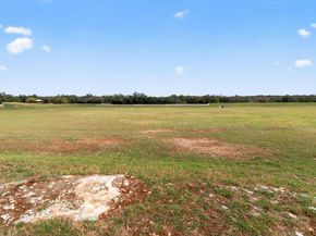 1041 Naranjo DR, Georgetown TX 78628