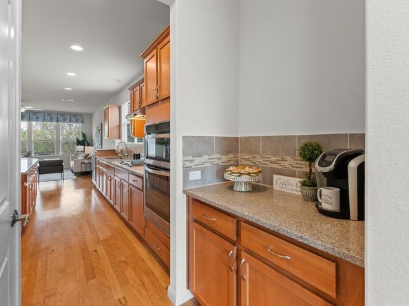 608 Kite Ridge ST, Georgetown TX 78633