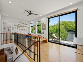 7810 Hardy DR, Austin TX 78757