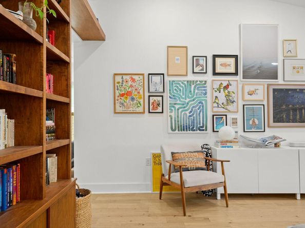 2000 Maple Ave, Austin TX 78722