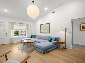 2000 Maple Ave, Austin TX 78722