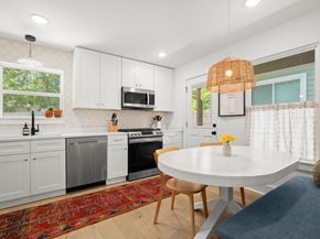 2000 Maple Ave, Austin TX 78722