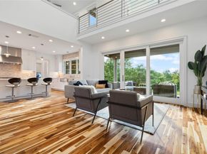 2902 Cedarview DR, Austin TX 78704