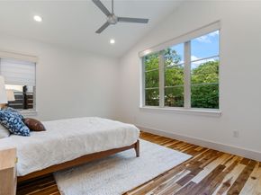 2902 Cedarview DR, Austin TX 78704