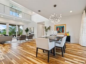 2902 Cedarview DR, Austin TX 78704